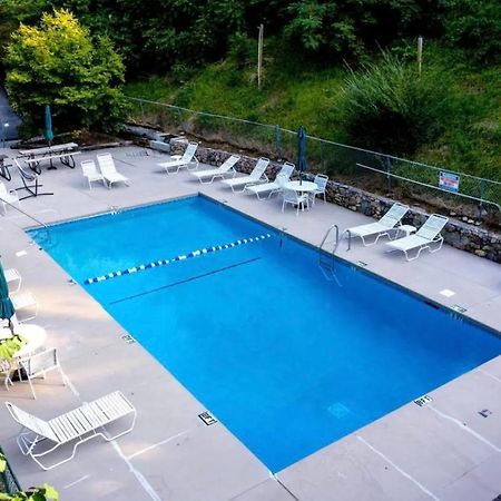 Bearadise Retreat At English Mountain Condo セバービル エクステリア 写真